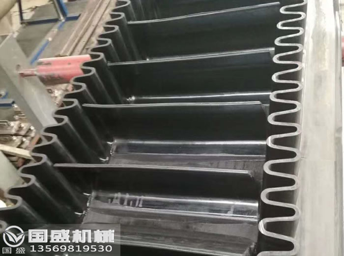 流水線輸送機(jī)設(shè)備 流水線輸送機(jī)設(shè)備